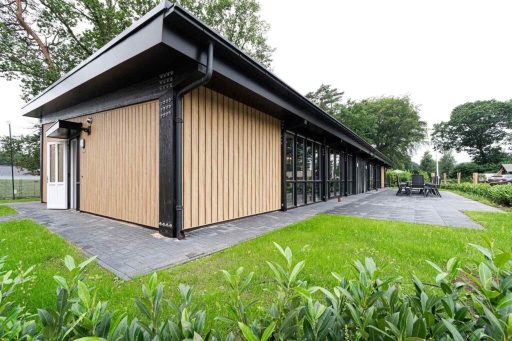 Luxe 22 persoons groepsaccommodatie nabij Voorthuizen op de Veluwe