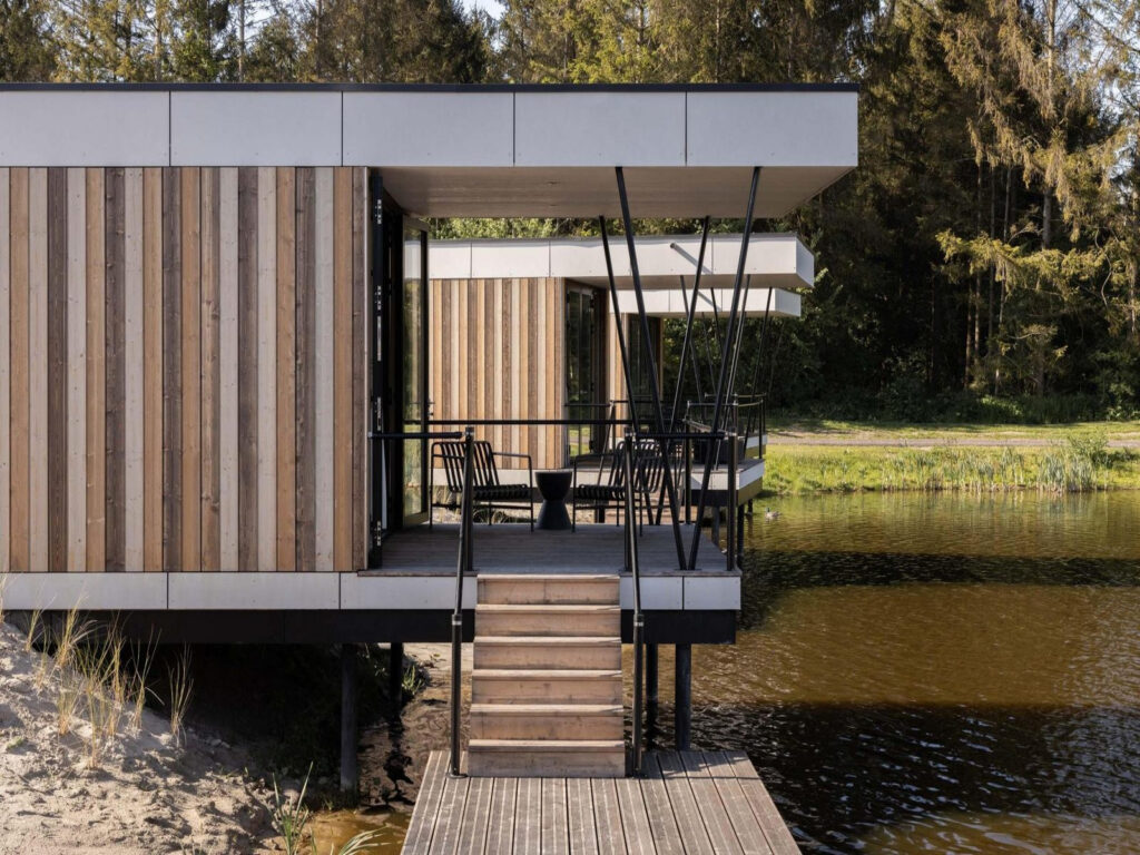 Moderne 4 persoons waterlodge nabij Zeewolde in het Horsterwold