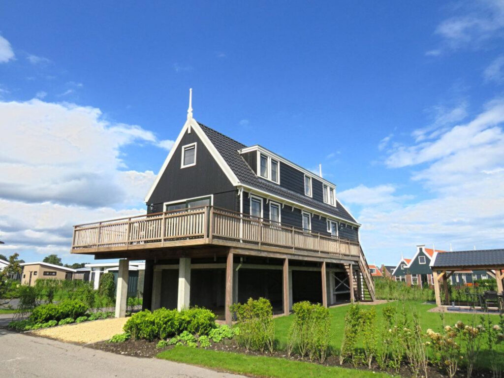 Luxe 6 persoons vakantiehuis gelegen op prachtig vakantiepark in Noord-Holland