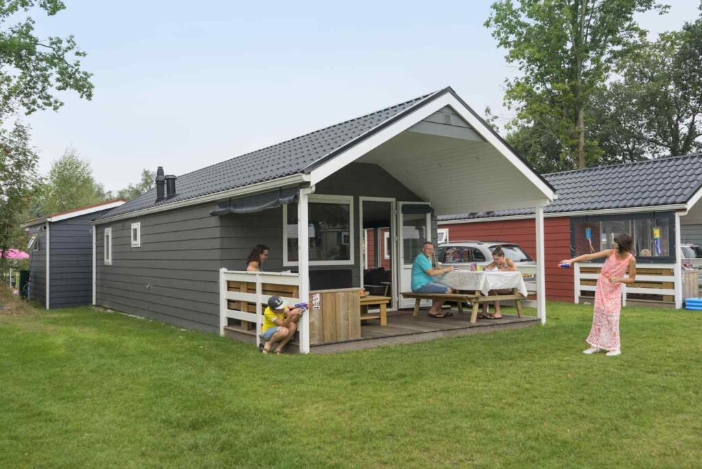 Luxe 6 persoons Chalet op de Zandstuve nabij Hardenberg