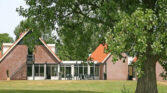 Royaal 28 persoons groepsaccommodatie in Enter.
