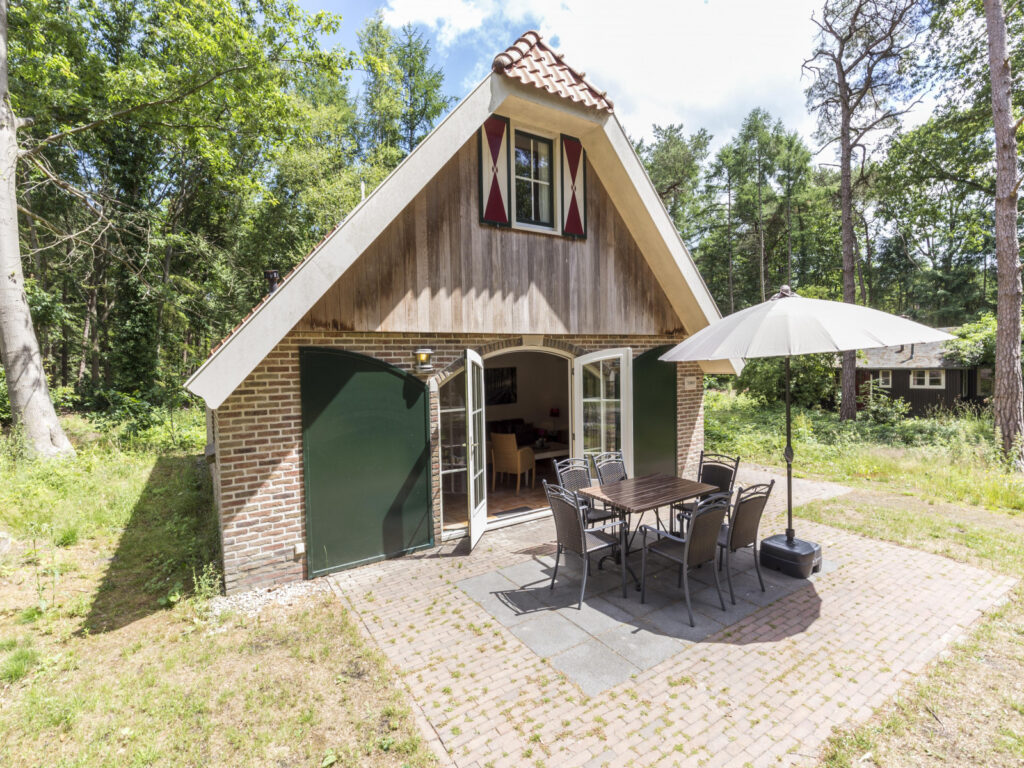 Prachtig vrijstaande 6 persoons vakantiehuis midden in het bos