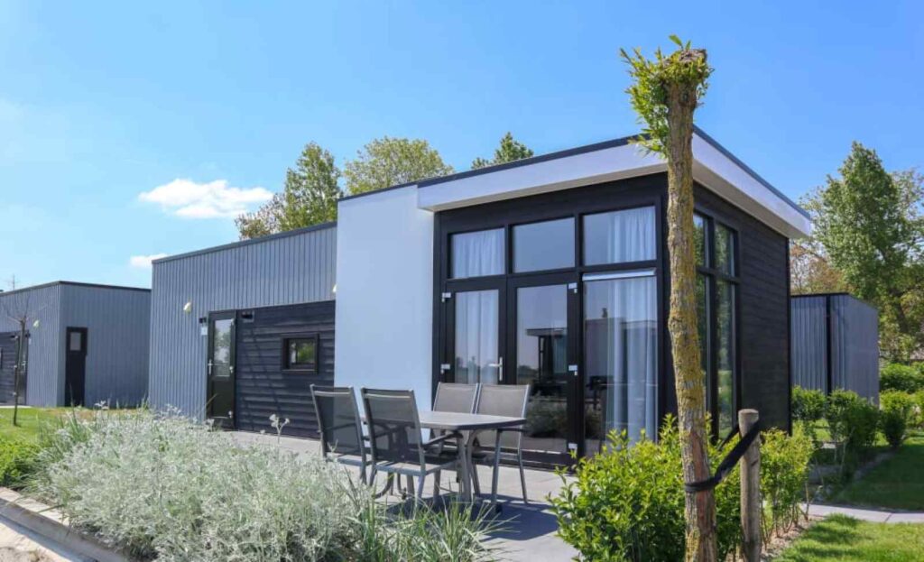Modern 4 persoons vakantiewoning op een vakantiepark in Nieuwvliet